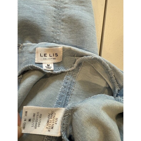 Le Lis Collection Skirt Womens Medium Denim Stretch Concert Travel Vacation - Picture 3 of 5
